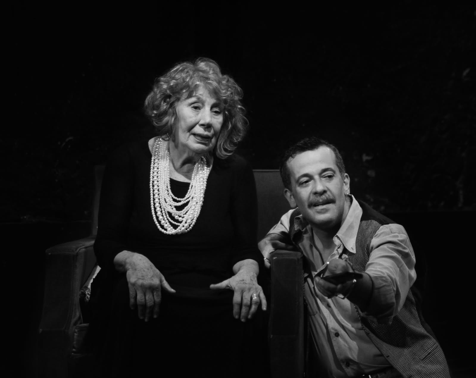 “FAMILY SECRETS” – ΘΕΑΤΡΟ ΑΛΚΜΗΝΗ