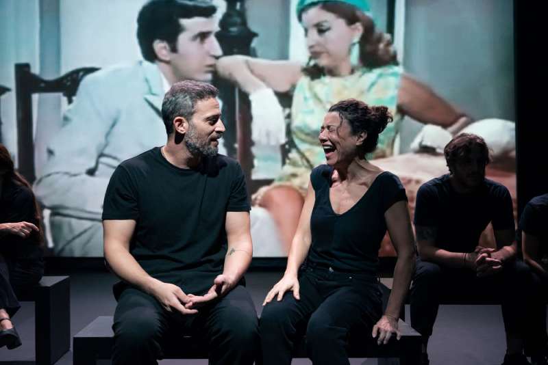 Θεατρίζομαι: Τα παιδιά ενός Κατώτερου Θεού @ Θέατρο Άλφα Ληναίος Φωτίου