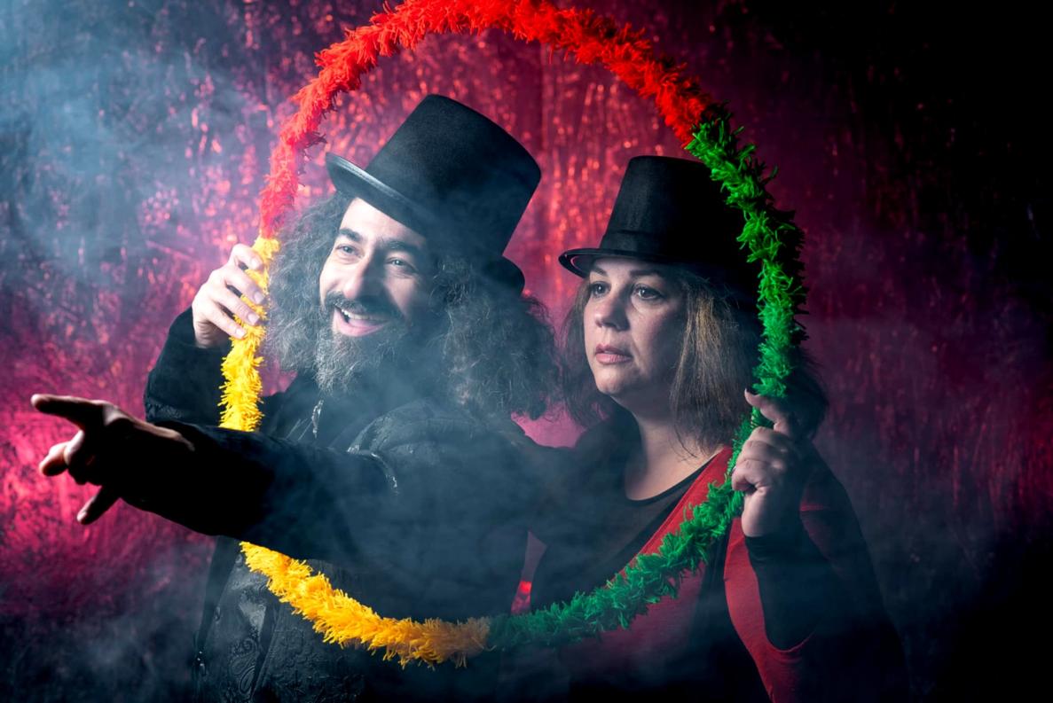 «Η ΜΑΧΗ ΤΩΝ ΜΑΓΩΝ» – ΘΕΑΤΡΟ 2510