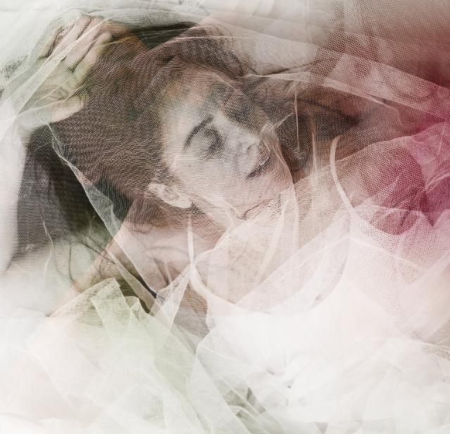 ΣΤΟ ΣΩΜΑ – Rabbithole