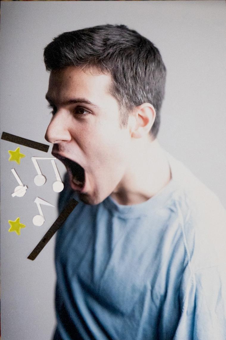 6/12  «Κρατάς μυστικό;» στο Θέατρο Κάτω απ΄ τη γέφυρα