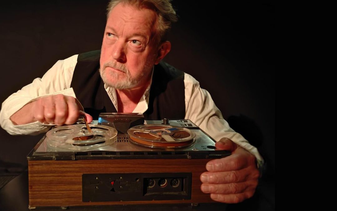 “Η ΤΕΛΕΥΤΑΙΑ ΜΑΓΝΗΤΟΤΑΙΝΙΑ ΤΟΥ ΚΡΑΠ” – ΤΗΕΑΤRE OF THE NO